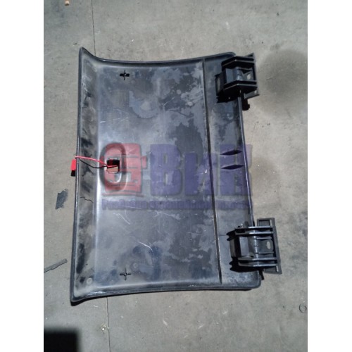 Крышка бардачка Renault Magnum Mack (694), 5010290199-1