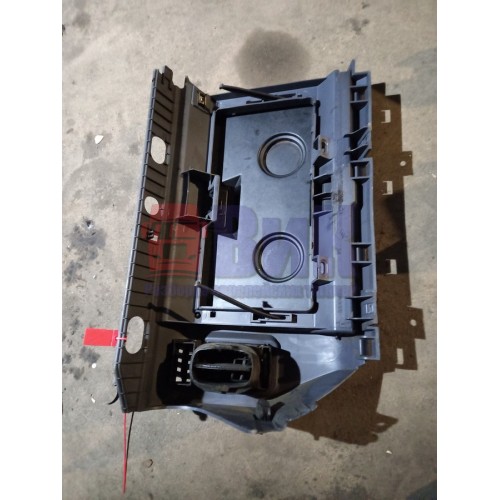 Часть торпедо Renault Magnum MACK бардачок в сборе RH (688), 5010226156-3