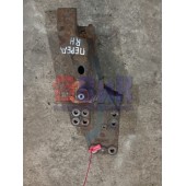 Кронштейн передней рессоры DAF 105 890007 RH (пневмо) (575)