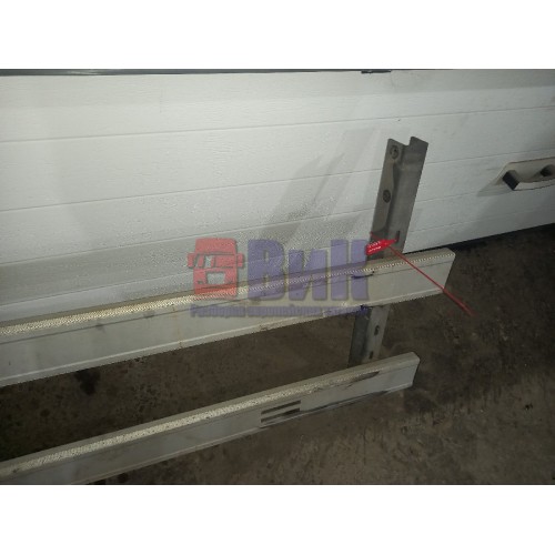 Отбойник DAF 105 890007 LH (закрывает бак) (602), -1