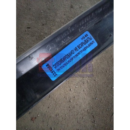 Накладка на стойку стекла Mercedes наружняя RH (058), 9406931262-1