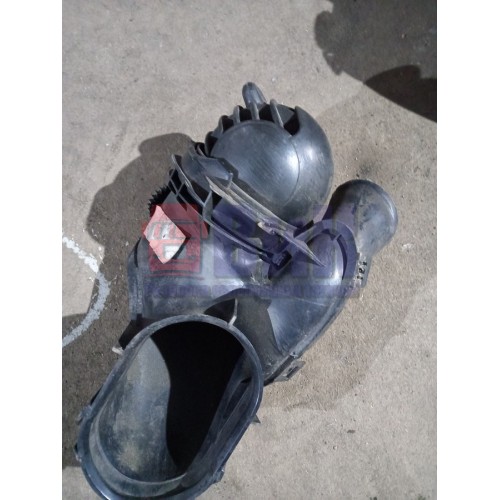 Дефлектор обшивки двери Mercedes LH (335), 0008302754