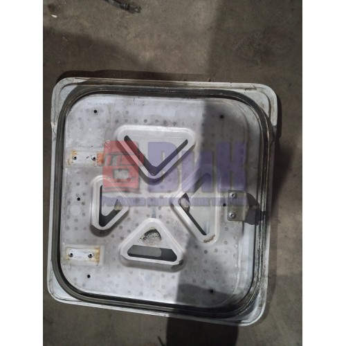 Крышка инструментального ящика Mercedes LH (045), 9437500402-2