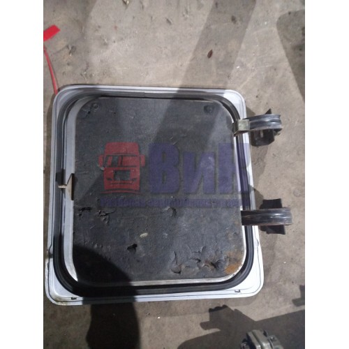 Крышка инструментального ящика Mercedes с петлями (044), -1