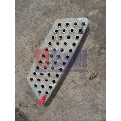 Накладка на подножку основную MAN TGA 165052 верхняя (849), 