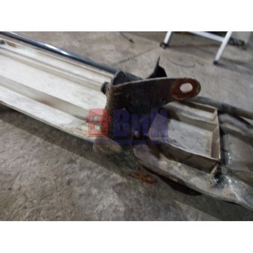 Спойлер кабины MAN TGA 165052 ш.к. в.к. комплект деф. (804)(805)(806), -16