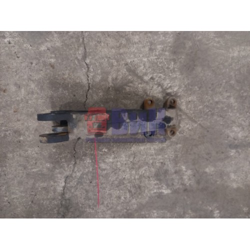 Кронштейн усилителя бампера MAN TGA 480 009862 (943), 81416503016-1