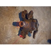 Цапфа (кулак поворотный) d=68 Renault Magnum (блок подш.) RH (637)