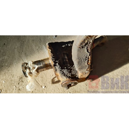 Цапфа (кулак поворотный) Volvo FH 257764 бараб.торм./блок.подш. LH (662), -2