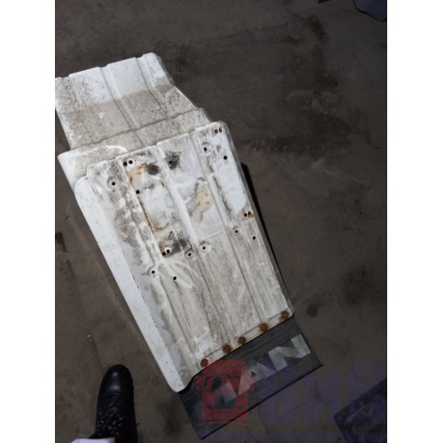 Крыло переднее LH MAN у.к. (796), 