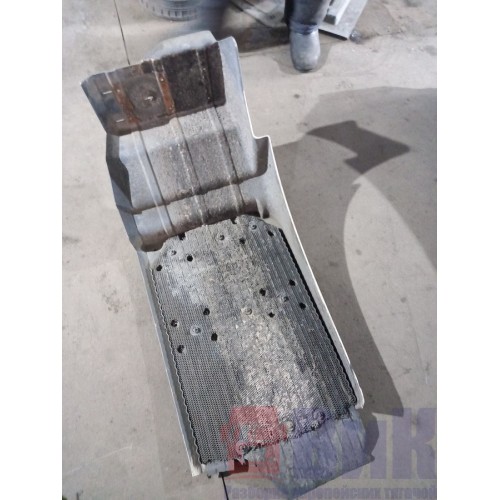 Крыло переднее LH MAN у.к. деф. (798), -3