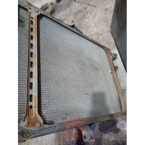 Радиатор основной Renault Premium 001728 (652), -2