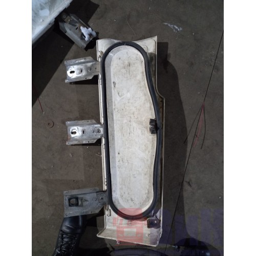 Дверца инструментального ящика Renault Premium деф. LH (822), -4