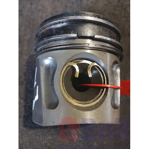 Поршень MAN D2066 962068 (656), -2