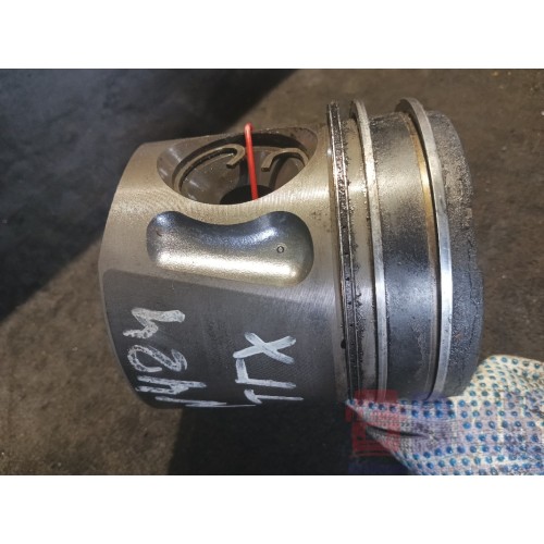 Поршень MAN D2066 962068 (654), -2