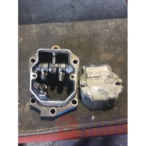 Проставка ось рокеров с клапанной крышкой MAN D2866-76 (634), -1