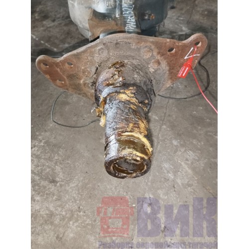 Корпус заднего моста (чулок) Iveco с опорниками (311), 7186785-7