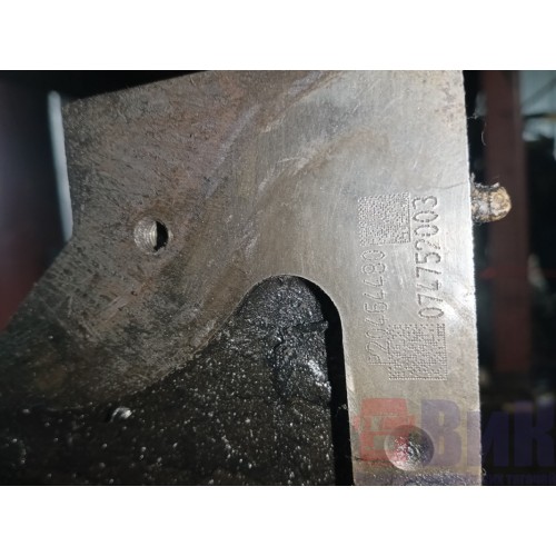 Головка блока цилиндров (ГБЦ) Renault Pr DXI-11 (467), 20464480-8