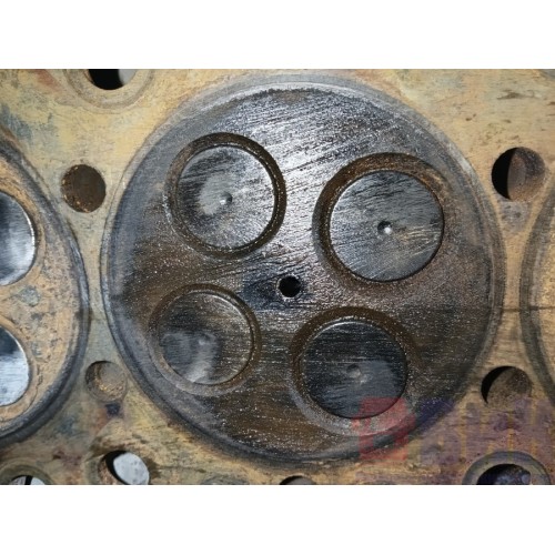 Головка блока цилиндров (ГБЦ) Volvo D11/DXI-11 (461), 21576282-11