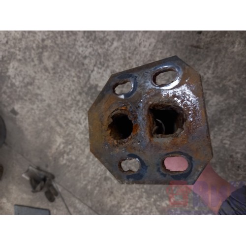 Кронштейн полукрыла (труба) Renault Magnum 010884 задний передний LH (677), -3