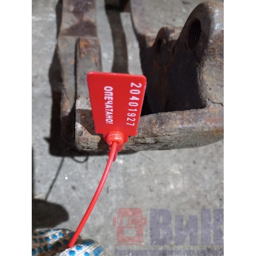 Скоба суппорта Iveco (927), -1