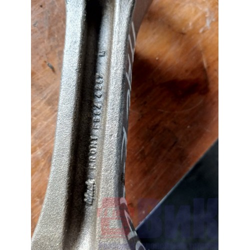 Шатун Renault MACK 440 (091), 5454267-2