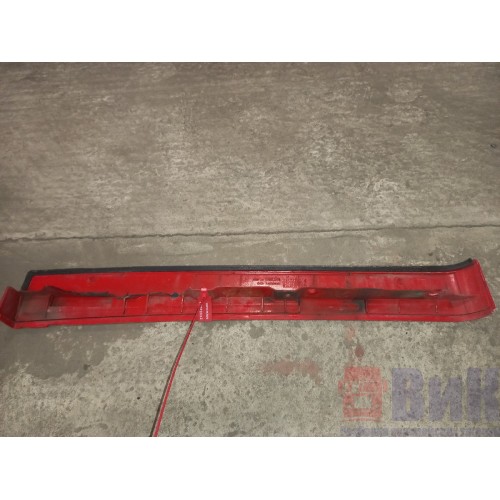 Накладка двери бардачка Iveco Stralis 387632 деф. RH (581), 504185424-1