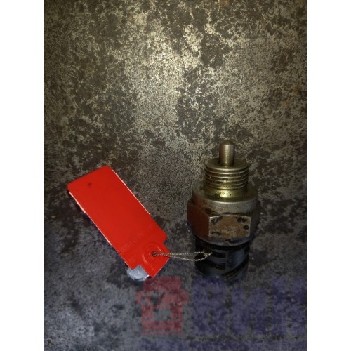 Датчик заднего хода MAN (339), 79836