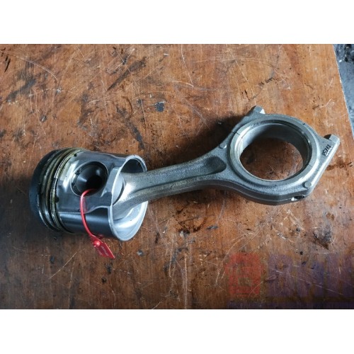 Шатун Renault DXI 7 в сборе с поршнем (033), 