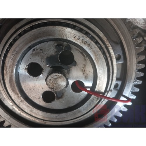 Шестерня ГРМ промежуточная Volvo D12A (111), 581016-4