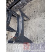 Траверса Renault рамы поперечная (737)