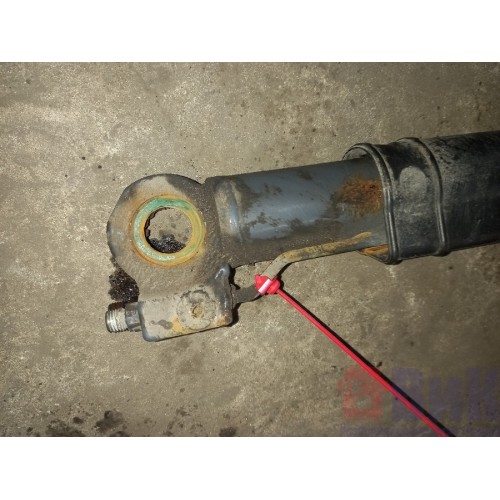 Цилиндр подъема кабины DAF 106 049232 (470), 1896447-3