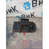 Кронштейн средней траверсы (над коробкой) MAN TGX 061924 LH (641)