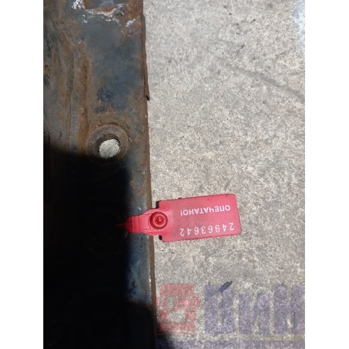 Кронштейн средней траверсы (над коробкой) MAN TGX 061924 RH (642), -2