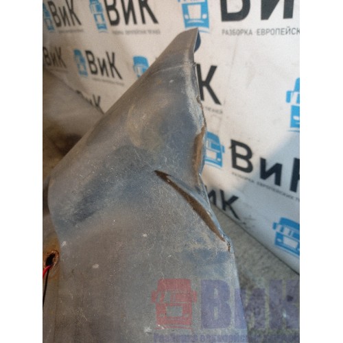 Подкрылок под кабину RH Iveco Stralis 387632 ш.к. (554), 504067714-3