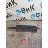 Кронштейн крыла переднего Iveco stralis 387632 нижний RH (512)