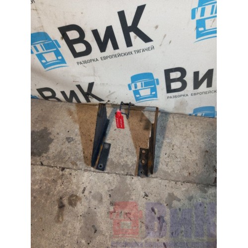 Кронштейн противооткатника Iveco Stralis 387632 (483), 