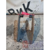 Кронштейн переднего амортизатора Iveco Stralis 387632 верхний RH (439)