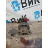 Кронштейн торсиона кабины Iveco Stralis 387632 RH (402)