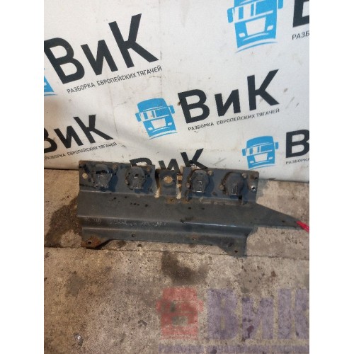 Кронштейн розеток Iveco stralis 387632 в сборе (394), 