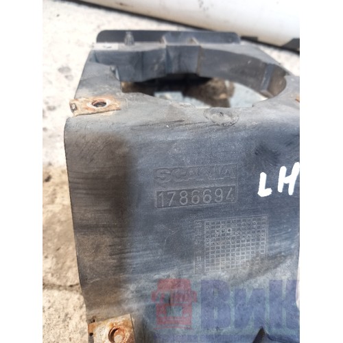Кронштейн ПТФ Scania P340 215449 LH (281), 1786694-3