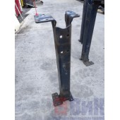 Траверса Iveco stralis передняя (537)