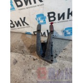 Кронштейн реактивной тяги Scania P340 215449 LH (262)