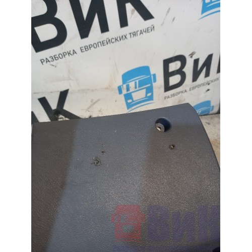 Кожух рулевой колонки Scania P340 215449 (175), 1764037-4