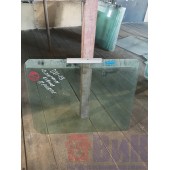 Стекло двери (основное) Renault Magnum (нового образца) RH (880) 