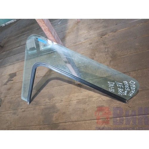 Стекло двери (форточка) Renault Magnum угловая LH (891), -2