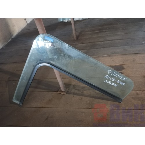 Стекло двери (форточка) Renault Magnum угловая RH (890), -2