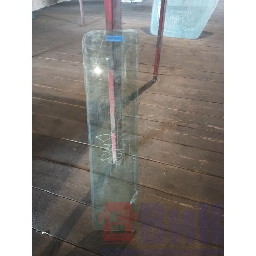 Стекло двери (форточка) Renault Magnum LH (894), 