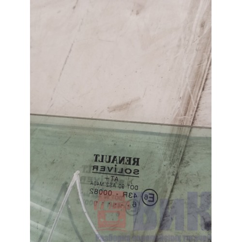 Стекло двери (форточка) Renault Magnum LH (894), -1