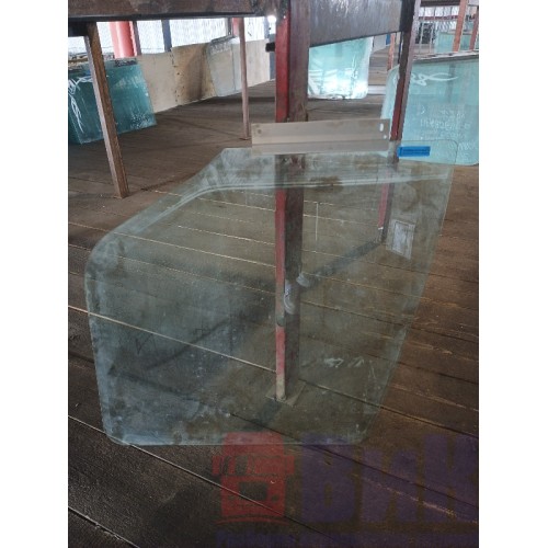 Стекло двери (основное) Renault Premium RH (905), 